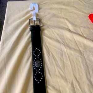 Black belt. Brand new, never worn. Size Large.
